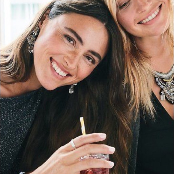 Stella & Dot - Emma Triple Wrap - Picture 3 of 4